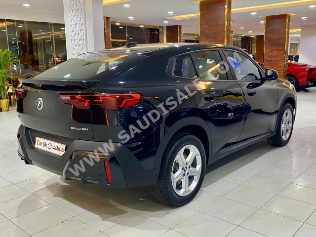 2024 بي ام دبليو الفئة اكس 2