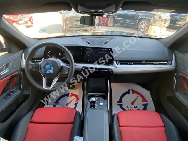 2024 بي ام دبليو الفئة اكس 2