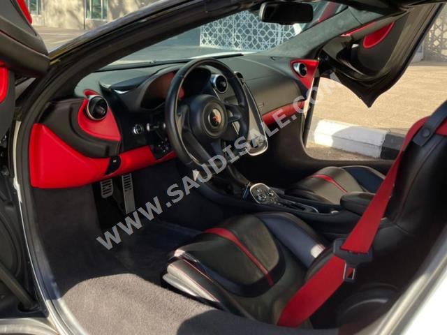 2018 مكلارين 570 اس سبايدر