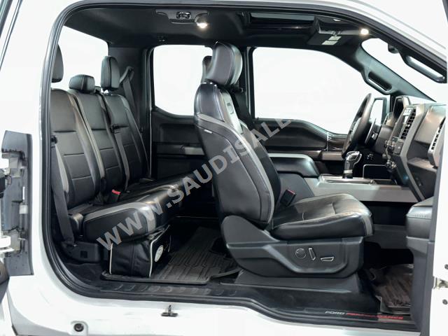 2017 فورد اف 150 رابتور