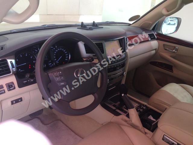 2015 Lexus LX 570