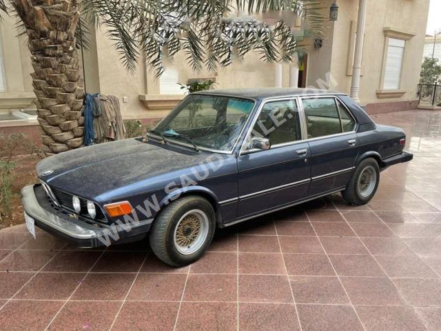 1980 بي ام دبليو الفئة الخامسة 530 أي