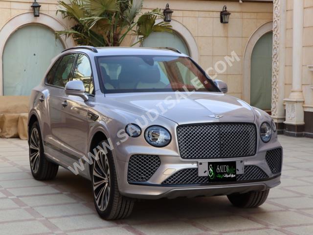 2021 بنتلي بنتايجا