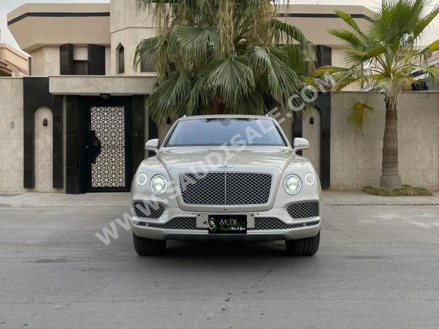 2017 بنتلي بنتايجا