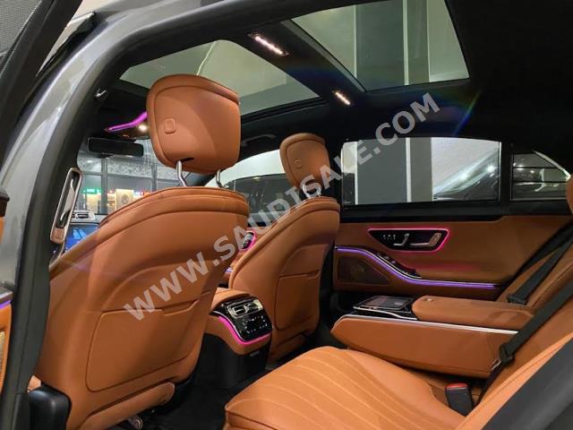 2022 مرسيدس - بنز إس 450