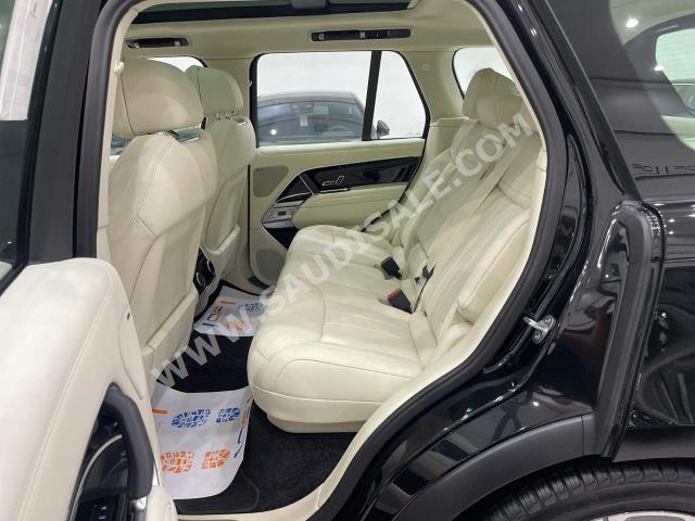 2023 لاند روفر رينج روفر اتش اس اي