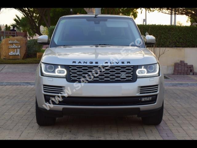 2015 لاند روفر رينج روفر فوج سوبر تشارج