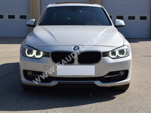 2013 BMW 3 Series 320i