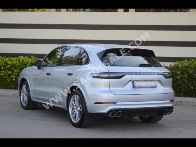 2019 بورش كايين اس