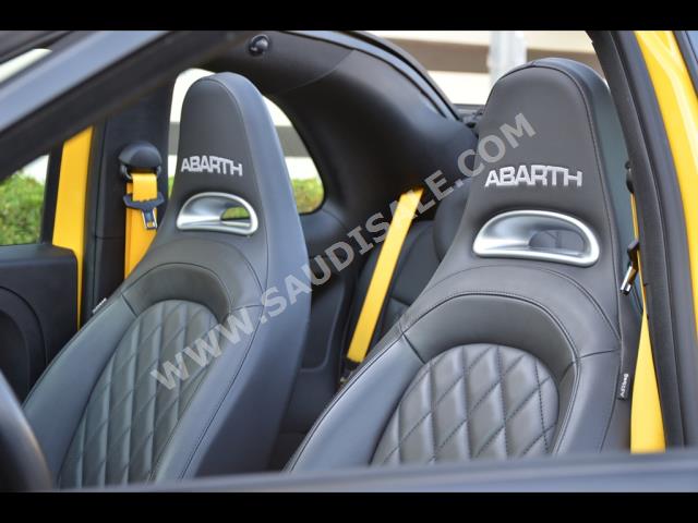 2022 فيات ابارث 595 كومبيتزيون