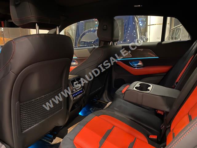 2022 مرسيدس - بنز جي إل إي 53 أي إم جي