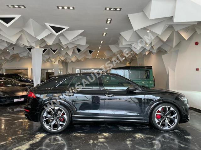 2022 Audi RS Q8