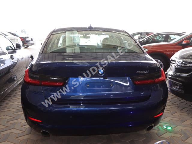 2021 بي ام دبليو الفئة الثالثة 320 أي