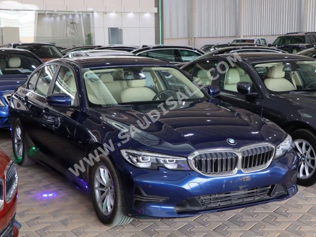 2021 بي ام دبليو الفئة الثالثة 320 أي