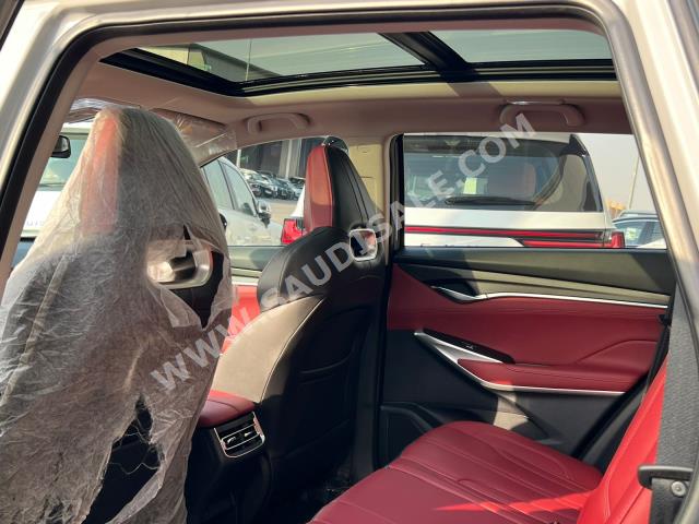 2023 شانجان سي اس 75