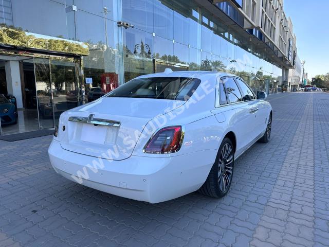 2021 رولز رويس قوست