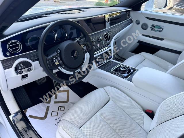 2021 رولز رويس قوست