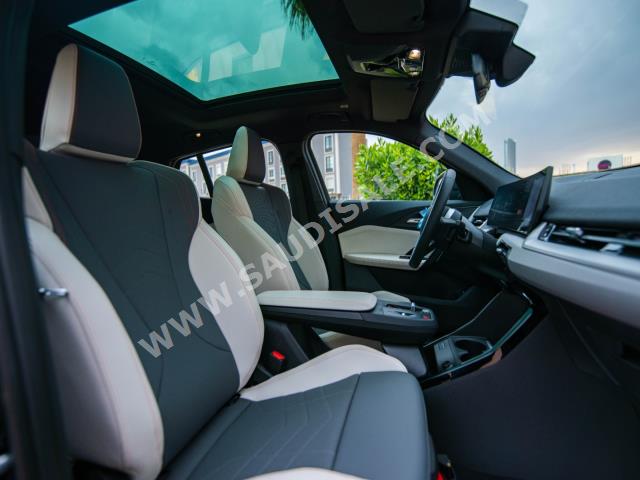 2024 بي ام دبليو الفئة اكس 2