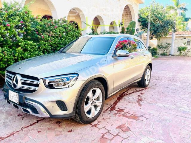 2021 مرسيدس - بنز جي إل سي 300