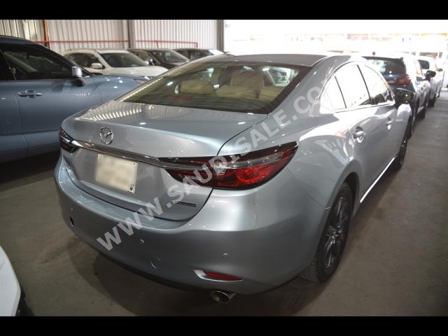 2023 مازدا مازدا 6