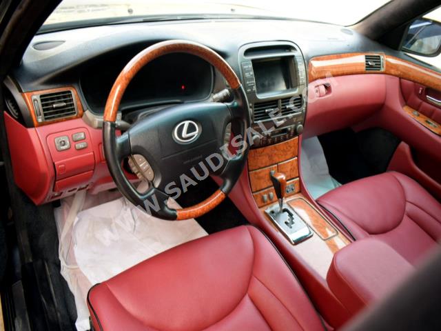 2005 Lexus LS 430