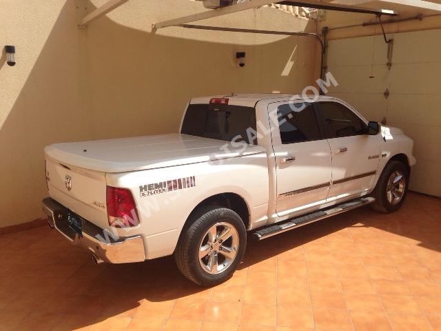 2010 دودج رام