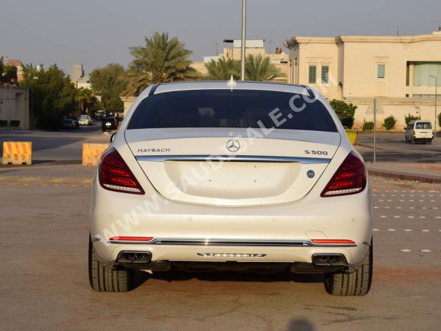 2017 Mercedes-Benz S 500 Maybach