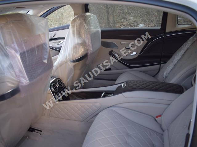 2017 Mercedes-Benz S 500 Maybach