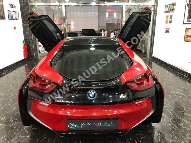 2017 BMW i8