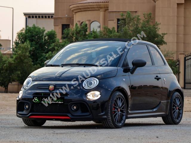 2022 فيات ابارث 595 كومبيتزيون