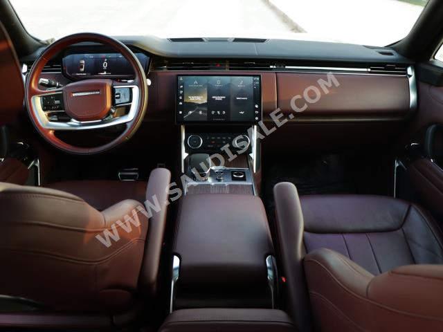 2022 لاند روفر رينج روفر اوتوبيوغرافي
