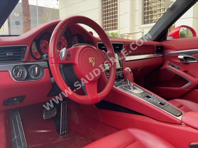 2015 بورش 911 كاريرا
