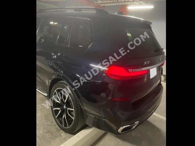 2020 بي ام دبليو الفئة اكس 7