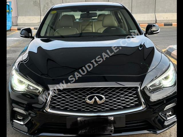 2019 انفينيتي كيو 50 لوكس برو أسيست