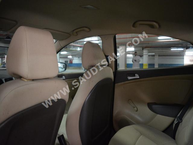 2012 Hyundai Accent