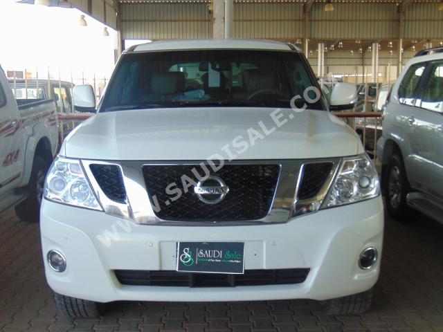2013 Nissan Patrol LE