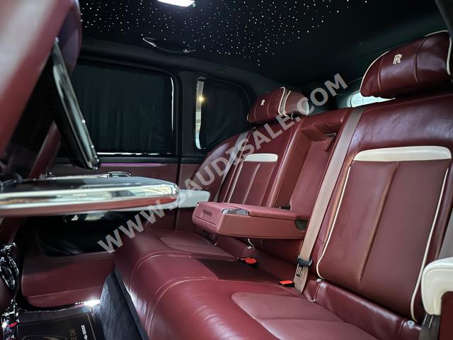 2022 رولز رويس كولينان