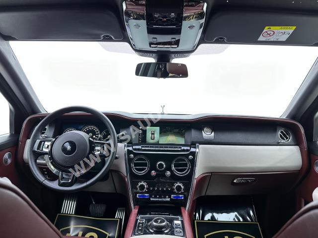 2022 رولز رويس كولينان