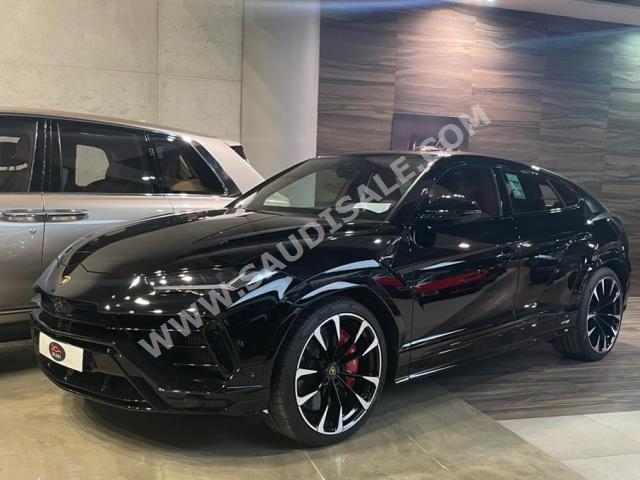 2023 لمبرجيني اوروس