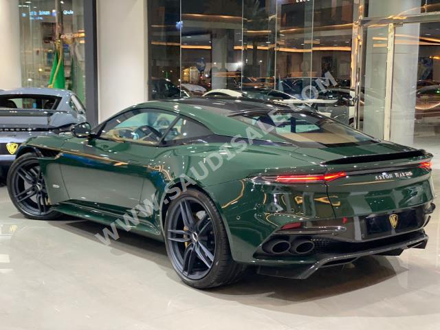 2021 استون مارتن دي بي  اس