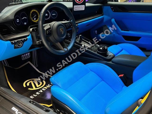 2023 بورش 911 كاريرا جي تي اس