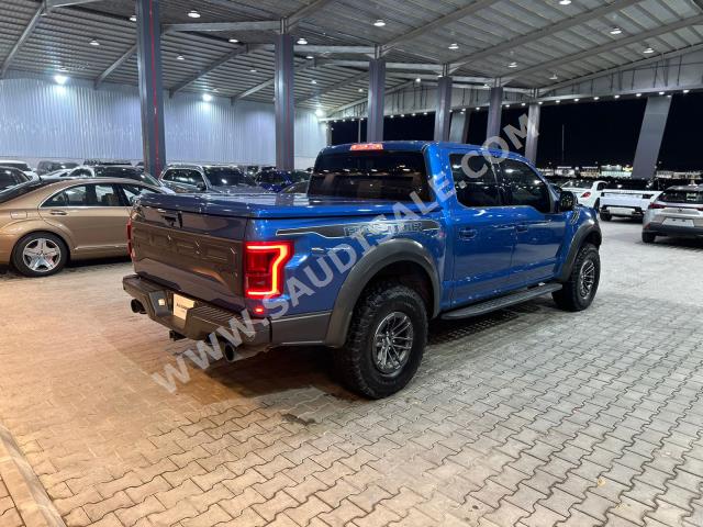 2020 فورد اف 150 رابتور