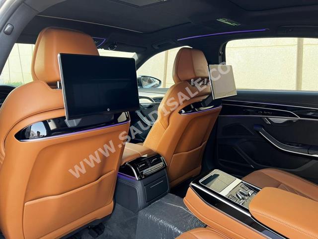 2022 اودي اي 8 ال اس لاين