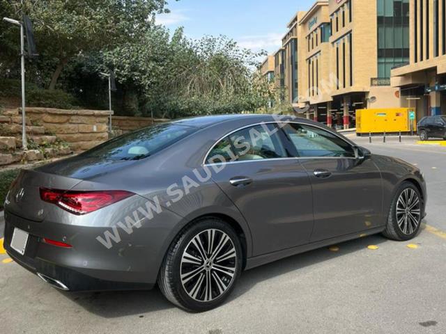 2023 مرسيدس - بنز سي إل أي 200