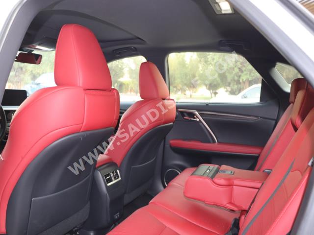 2020 لكزس أر إكس 350 إف