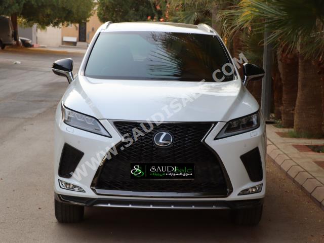 2020 لكزس أر إكس 350 إف