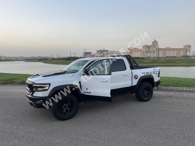 2021 دودج رام تي ار اكس