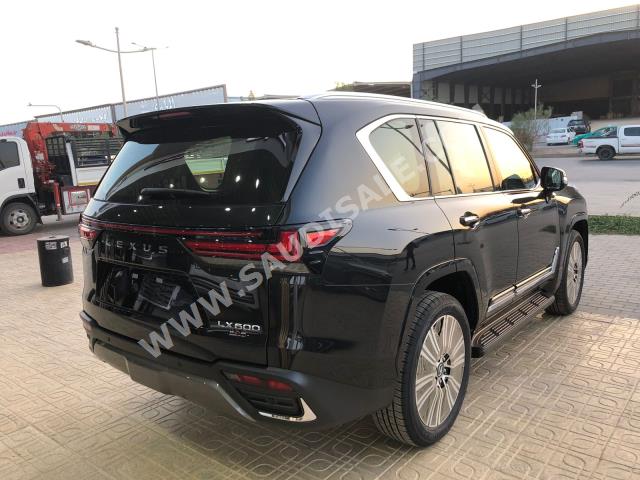 2024 لكزس إل إكس 600