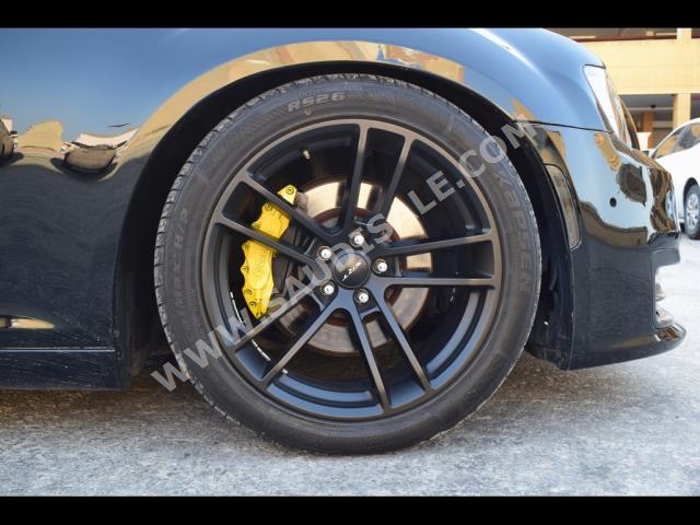 2014 كرايسلر 300 سي