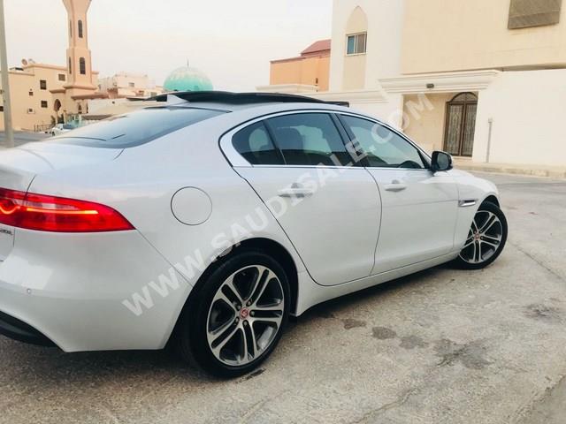 2016 Jaguar XE